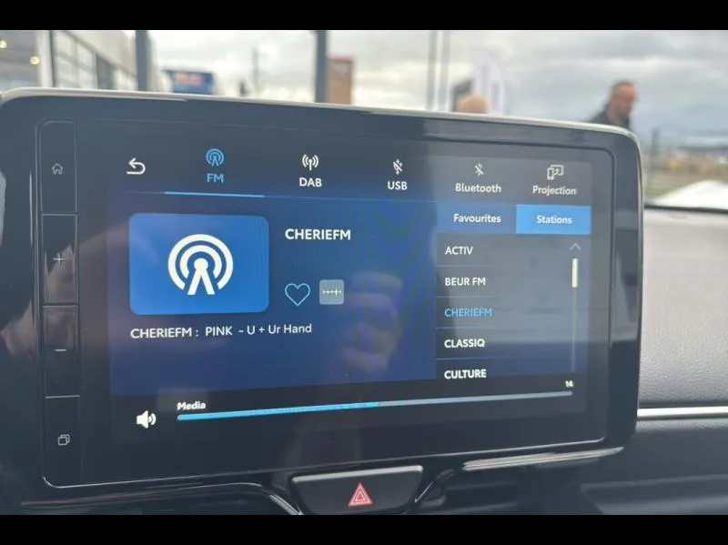 Image secondaire du véhicule 18