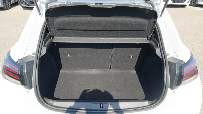 Image secondaire du véhicule 10