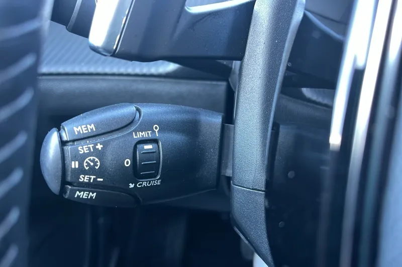 Image secondaire du véhicule 22