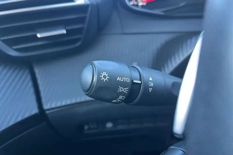 Image secondaire du véhicule 23