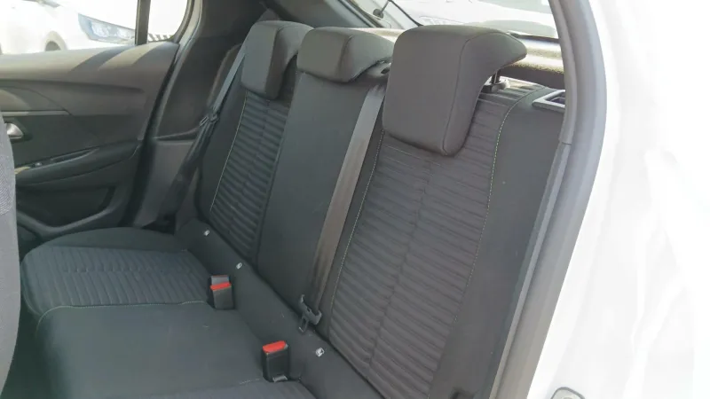 Image secondaire du véhicule 12