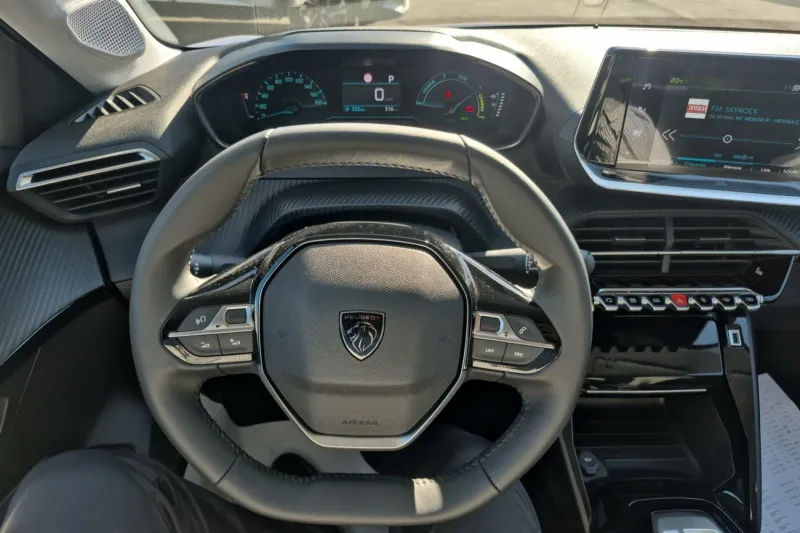 Image secondaire du véhicule 10