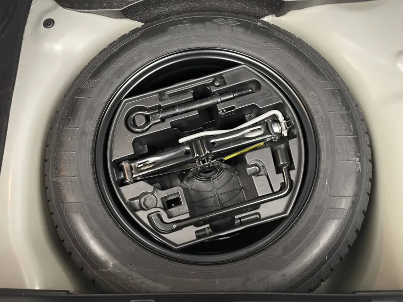 Image secondaire du véhicule 33