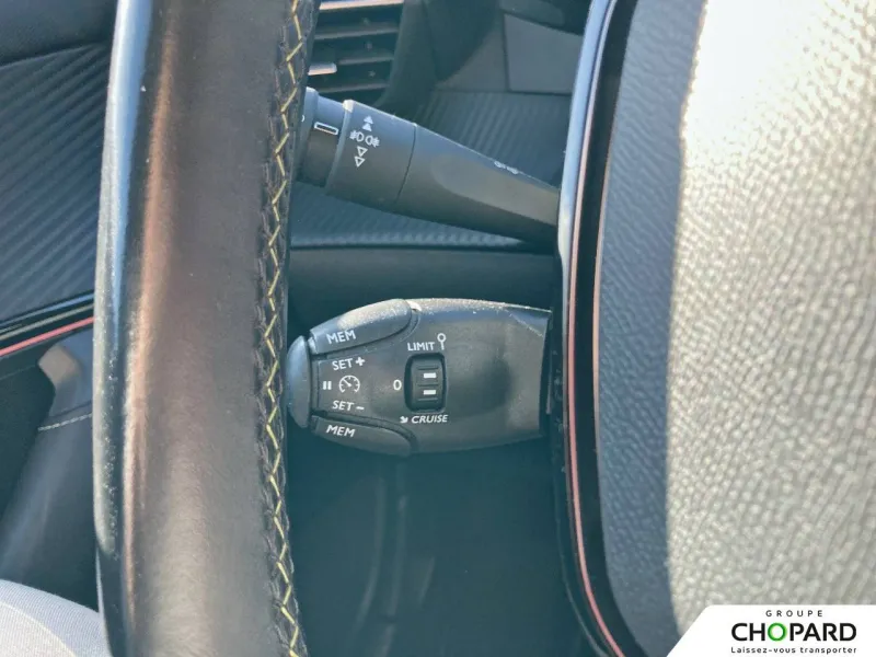 Image secondaire du véhicule 15