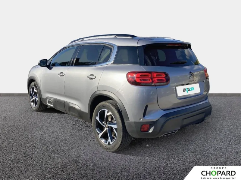 Image secondaire du véhicule 8