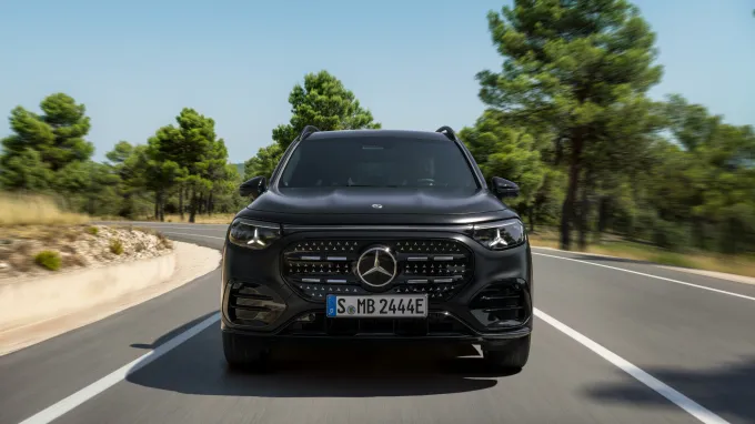Mercedes GLB : Face avant