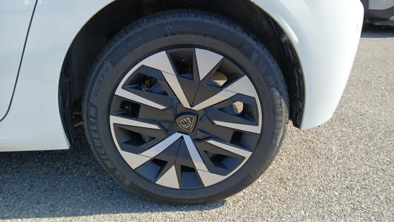 Image secondaire du véhicule 14