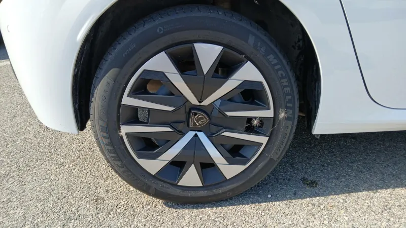 Image secondaire du véhicule 15