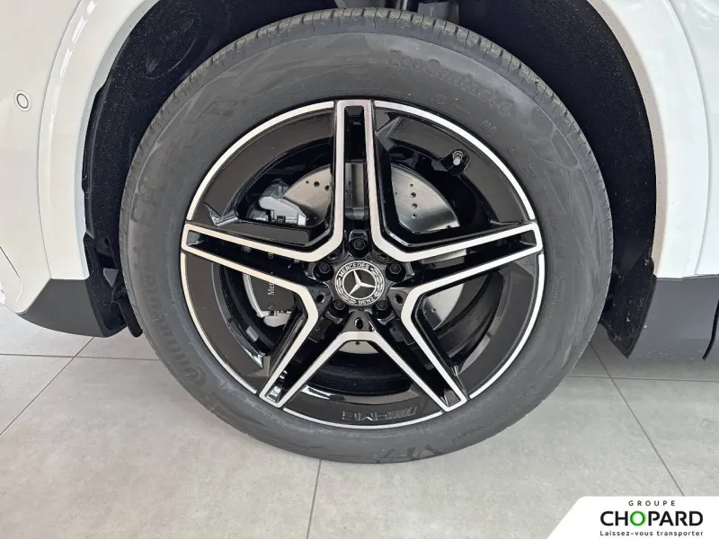 Image secondaire du véhicule 12