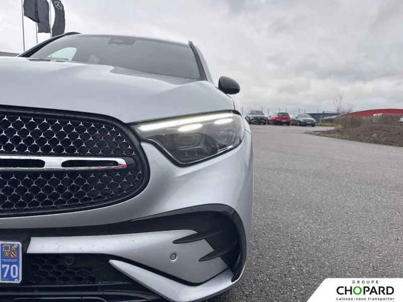 Image secondaire du véhicule 10