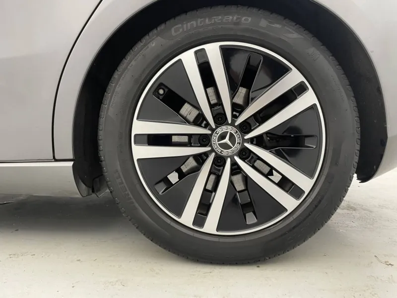 Image secondaire du véhicule 14