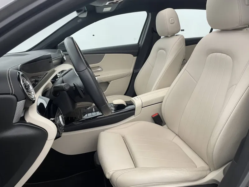 Image secondaire du véhicule 16