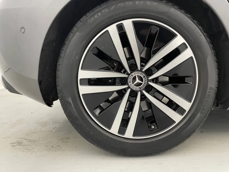 Image secondaire du véhicule 19