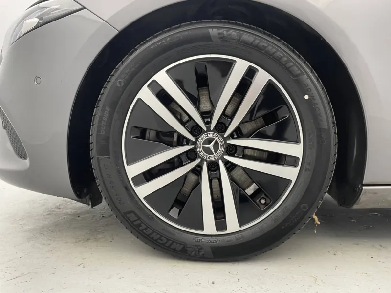 Image secondaire du véhicule 20