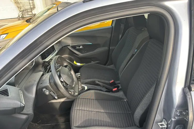 Image secondaire du véhicule 10