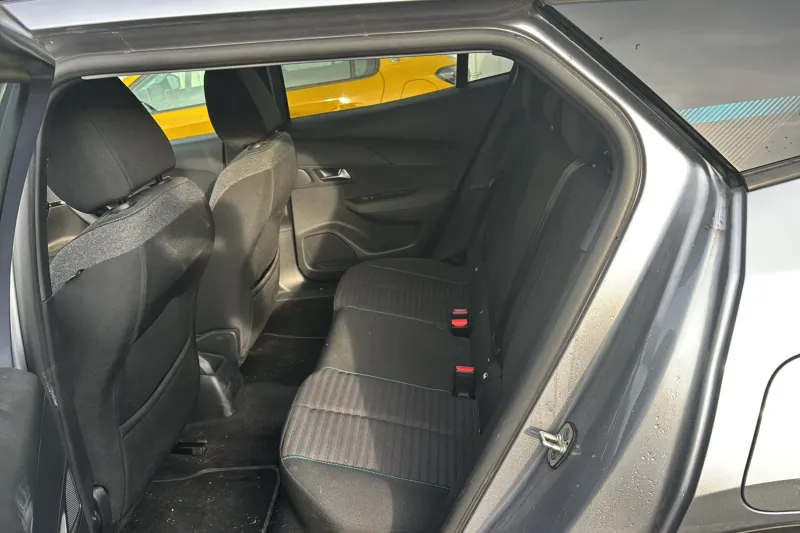 Image secondaire du véhicule 11