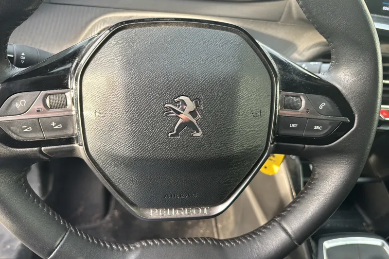 Image secondaire du véhicule 18