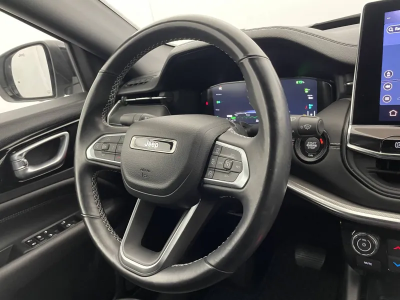 Image secondaire du véhicule 43