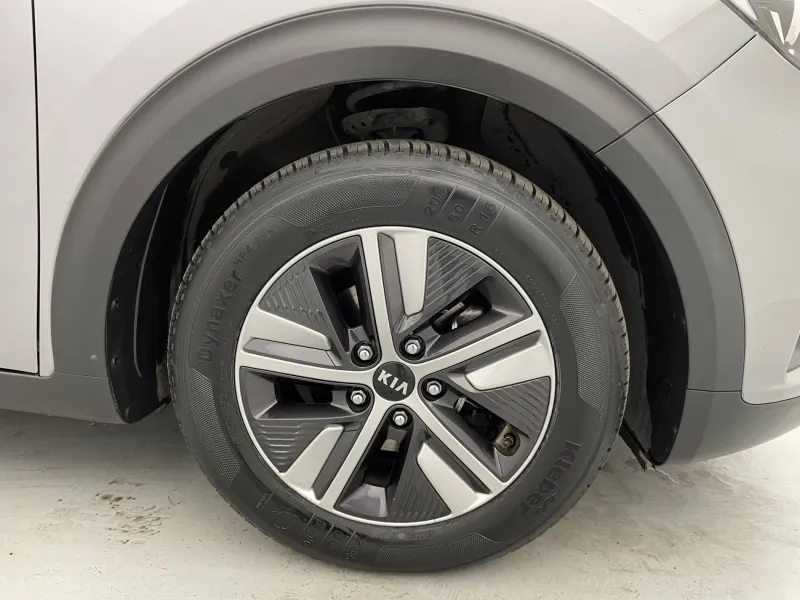 Image secondaire du véhicule 19