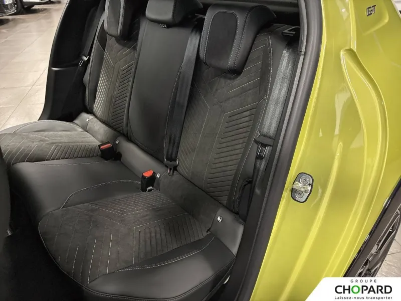 Image secondaire du véhicule 21