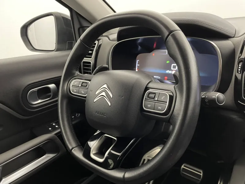 Image secondaire du véhicule 33