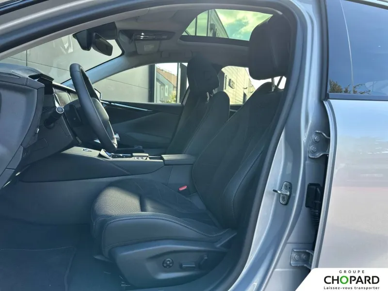 Image secondaire du véhicule 10