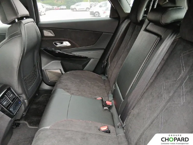 Image secondaire du véhicule 19