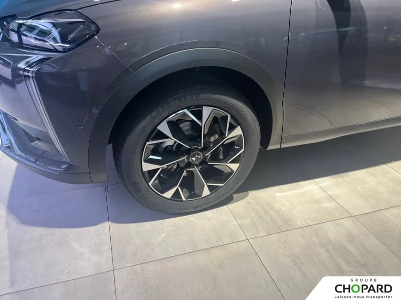 Image secondaire du véhicule 24