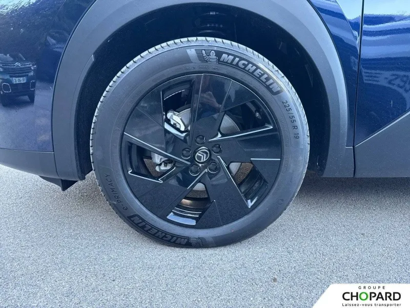 Image secondaire du véhicule 24