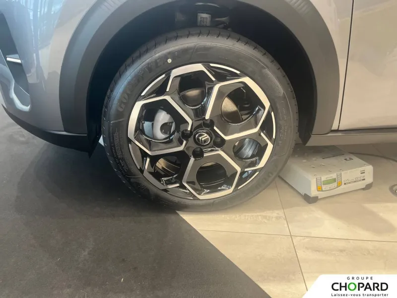 Image secondaire du véhicule 22