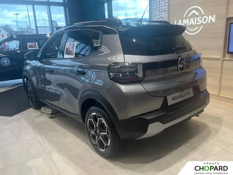 Image secondaire du véhicule 24