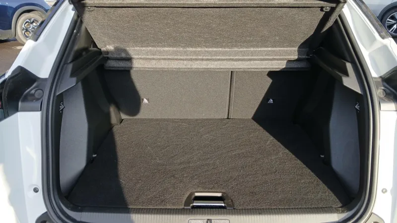 Image secondaire du véhicule 10