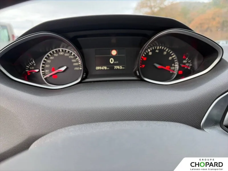 Image secondaire du véhicule 18