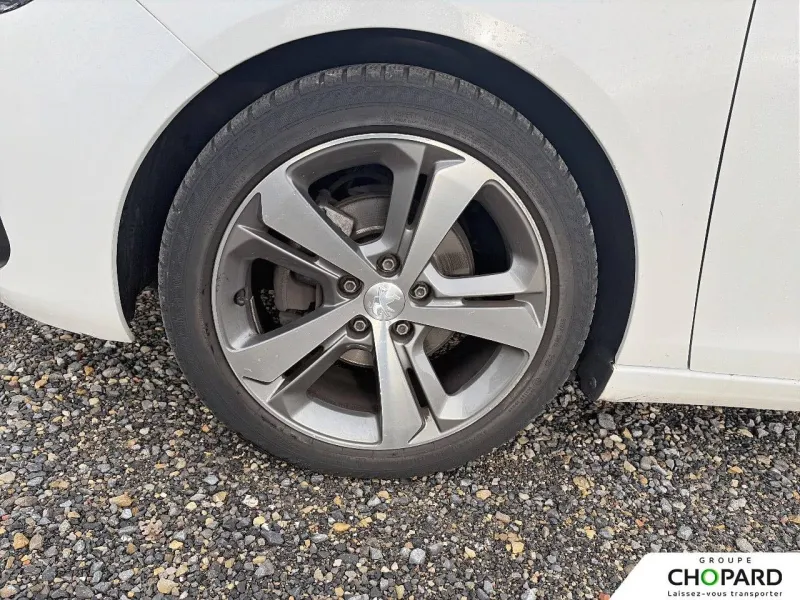 Image secondaire du véhicule 23