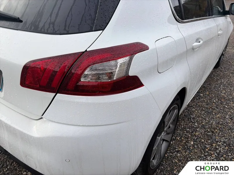 Image secondaire du véhicule 25