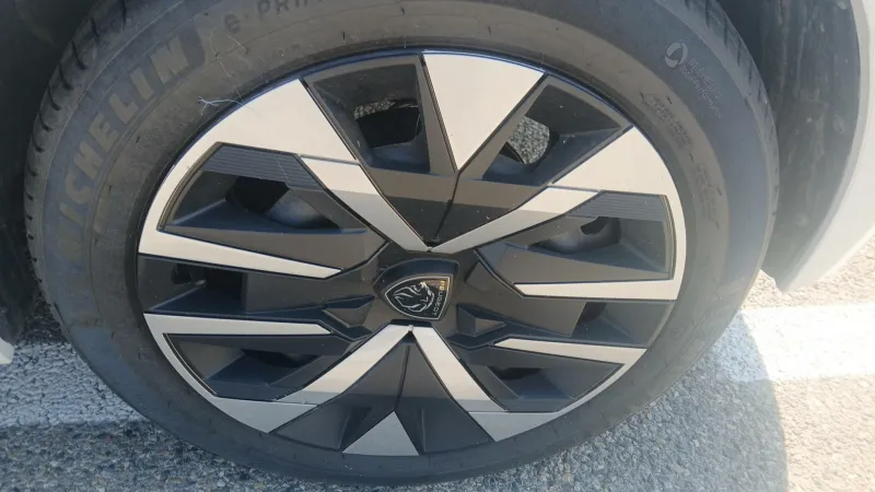 Image secondaire du véhicule 14