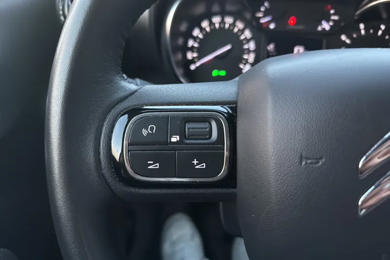 Image secondaire du véhicule 15