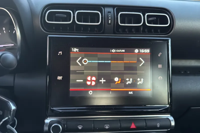 Image secondaire du véhicule 21