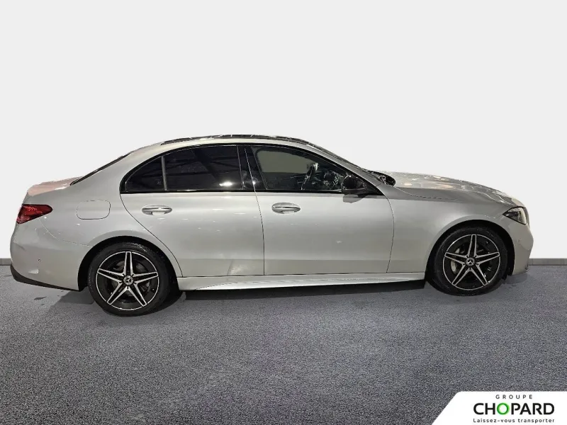 Image secondaire du véhicule 10