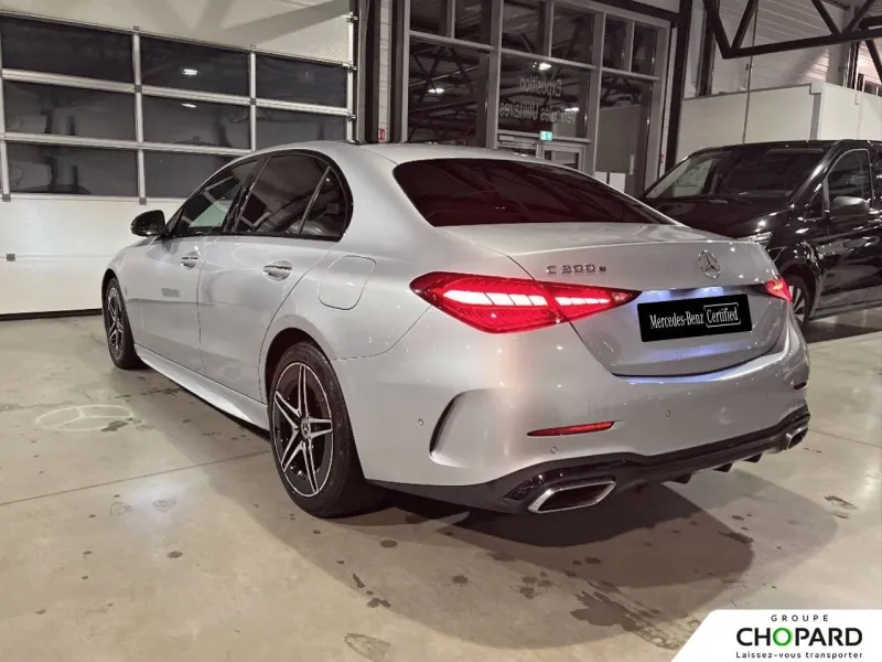 Image secondaire du véhicule 36