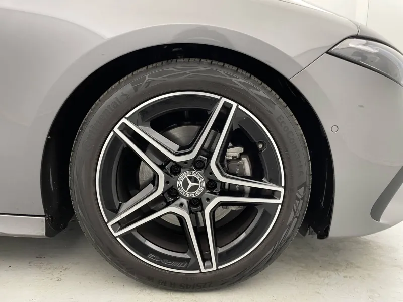 Image secondaire du véhicule 14