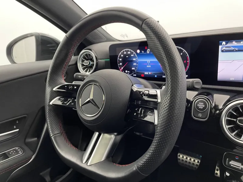 Image secondaire du véhicule 33