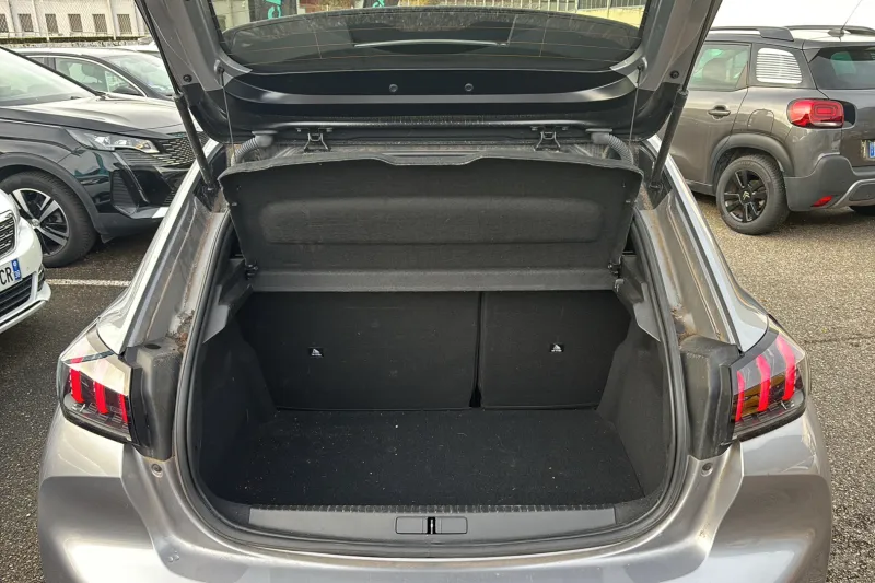 Image secondaire du véhicule 10