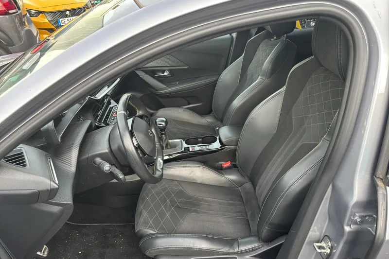 Image secondaire du véhicule 11