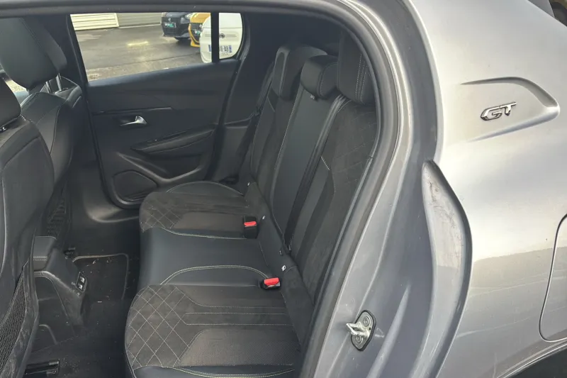 Image secondaire du véhicule 12