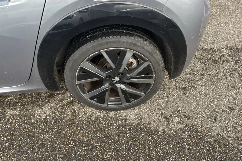 Image secondaire du véhicule 14