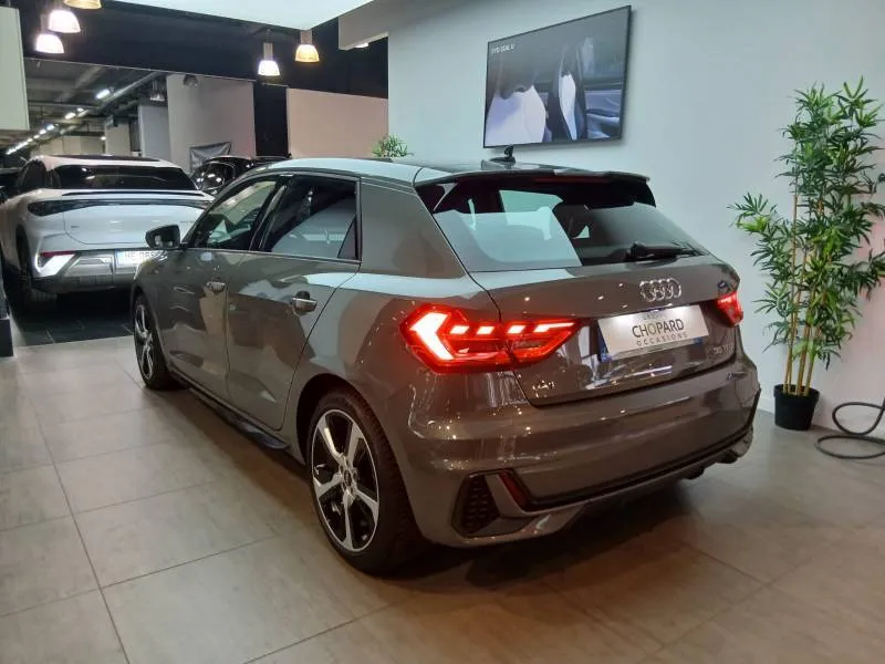 Image secondaire du véhicule 18