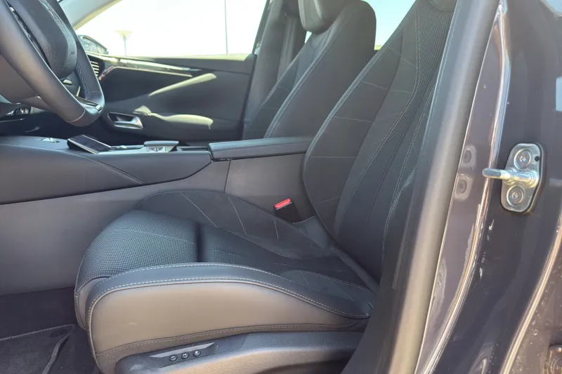 Image secondaire du véhicule 11