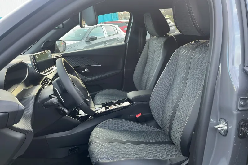 Image secondaire du véhicule 11