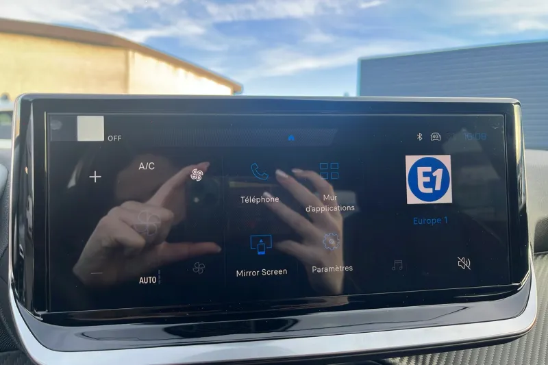 Image secondaire du véhicule 15